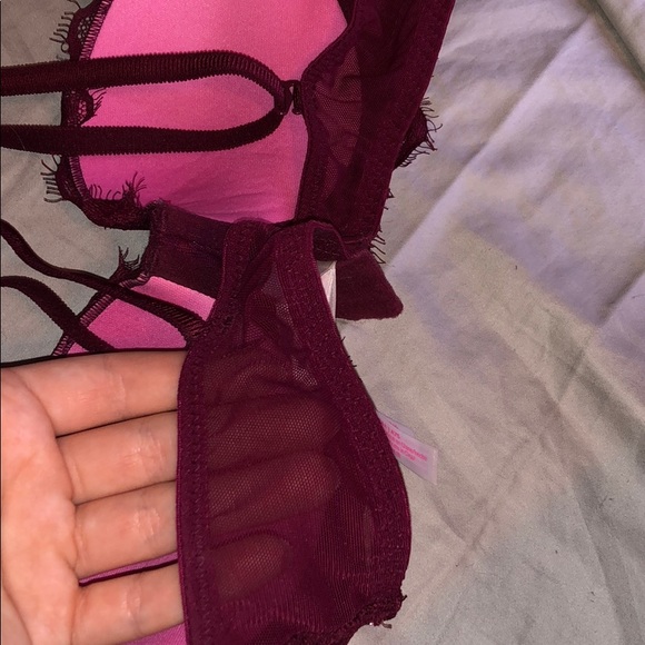 bra - Picture 3 of 5